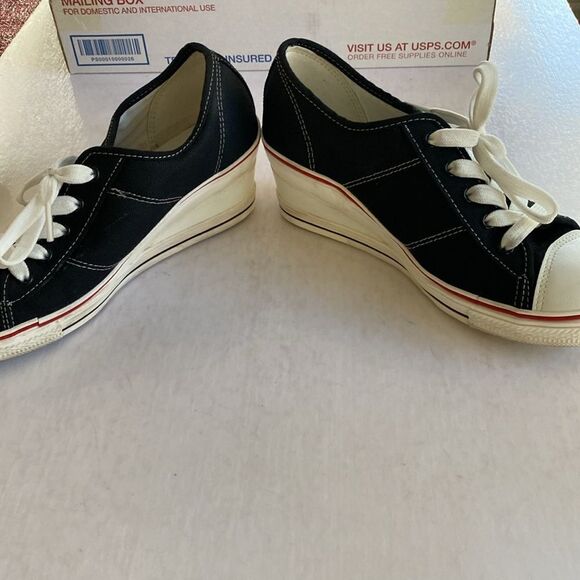 CARI STAR Women’s Wedge Sneakers Size 4 - Picture 8 of 8